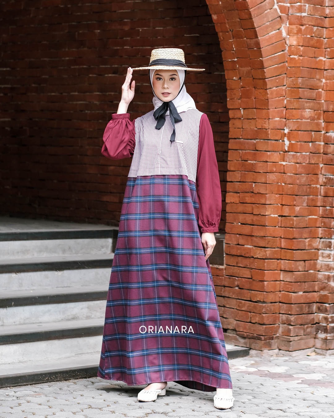 Yezi Dress - Maroon