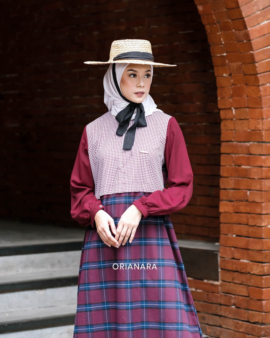 Yezi Dress - Maroon