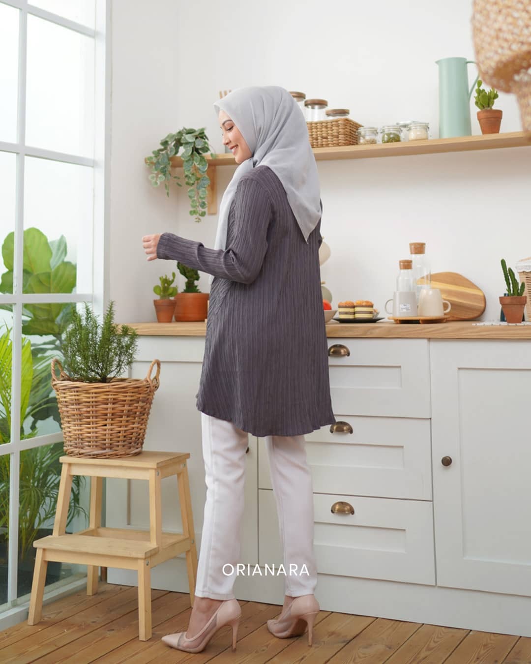 Titan Blouse Grey