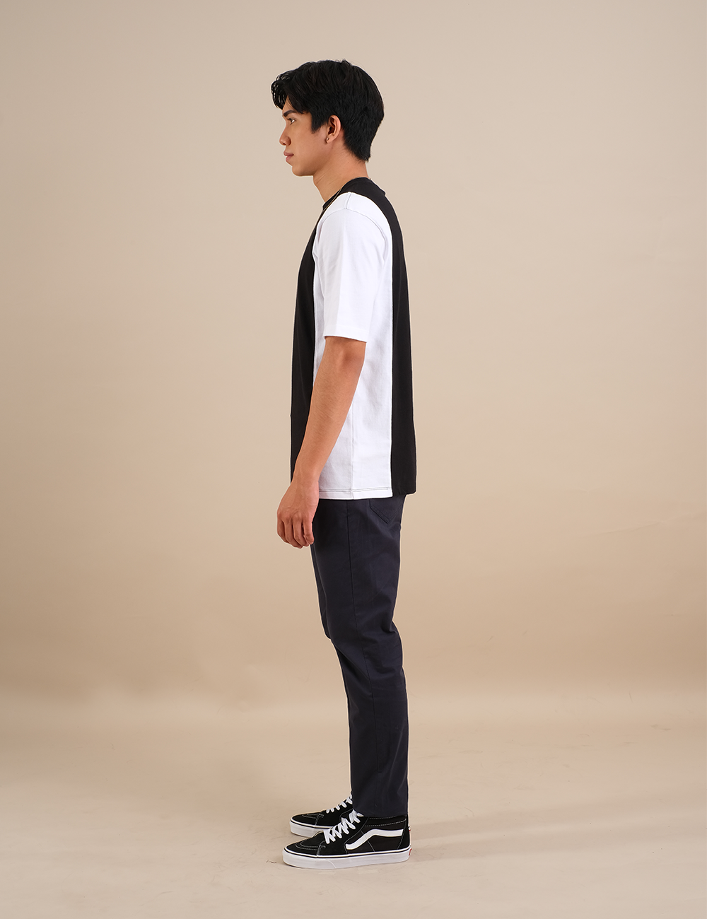 Colorblocked "ASPIRE" Obsidian Black - White T-shirt