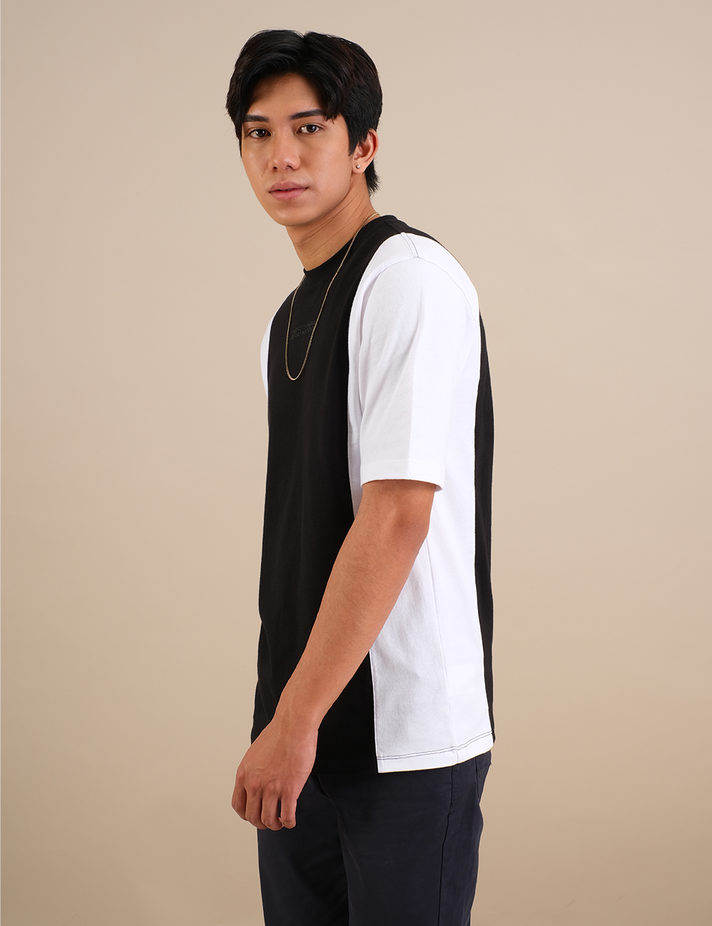 Colorblocked "ASPIRE" Obsidian Black - White T-shirt