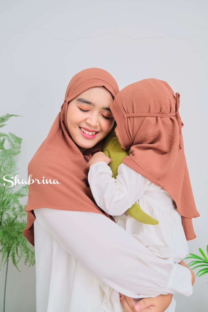 Hijab Crinkle DEWASA by Shabrina