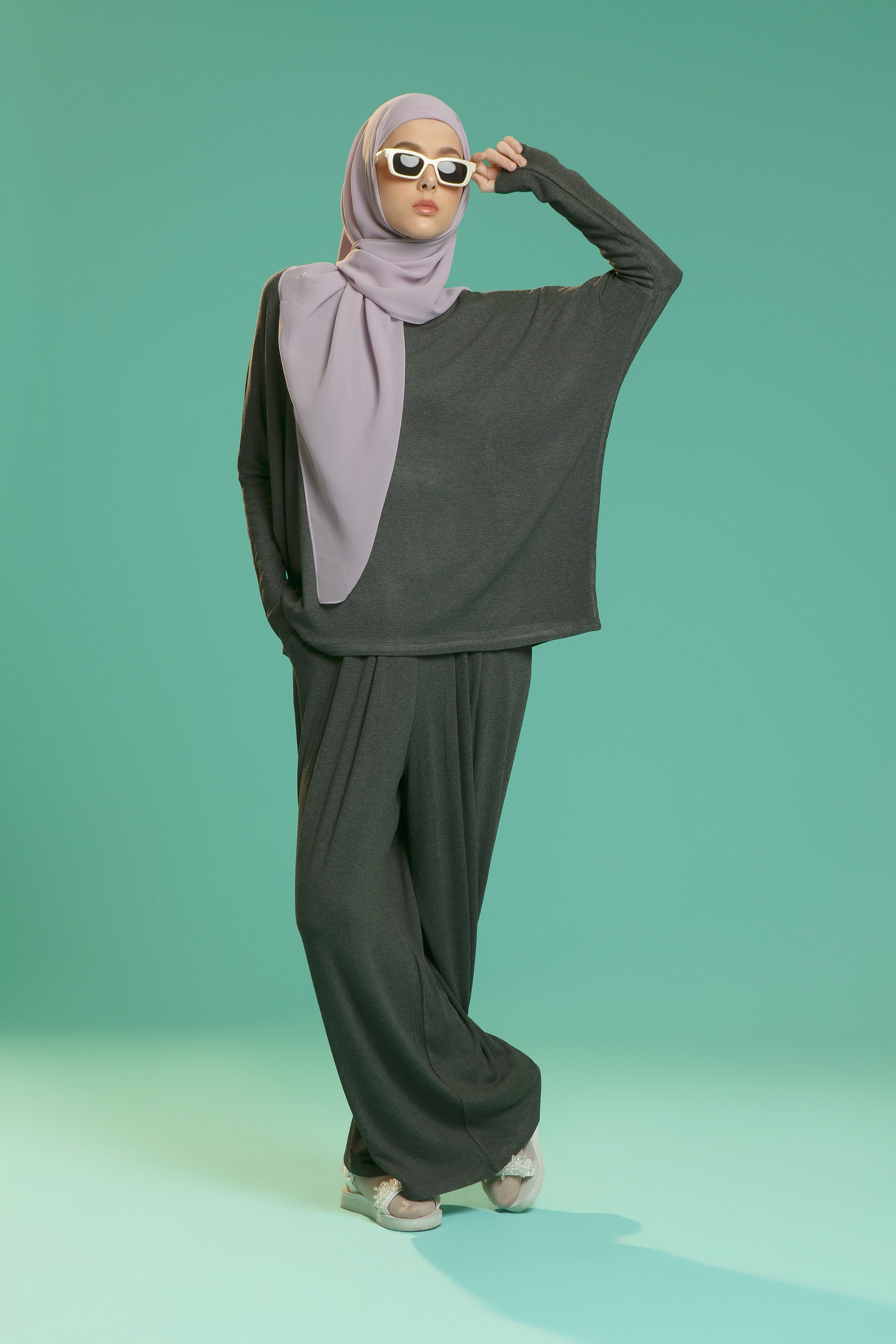 Nadine set