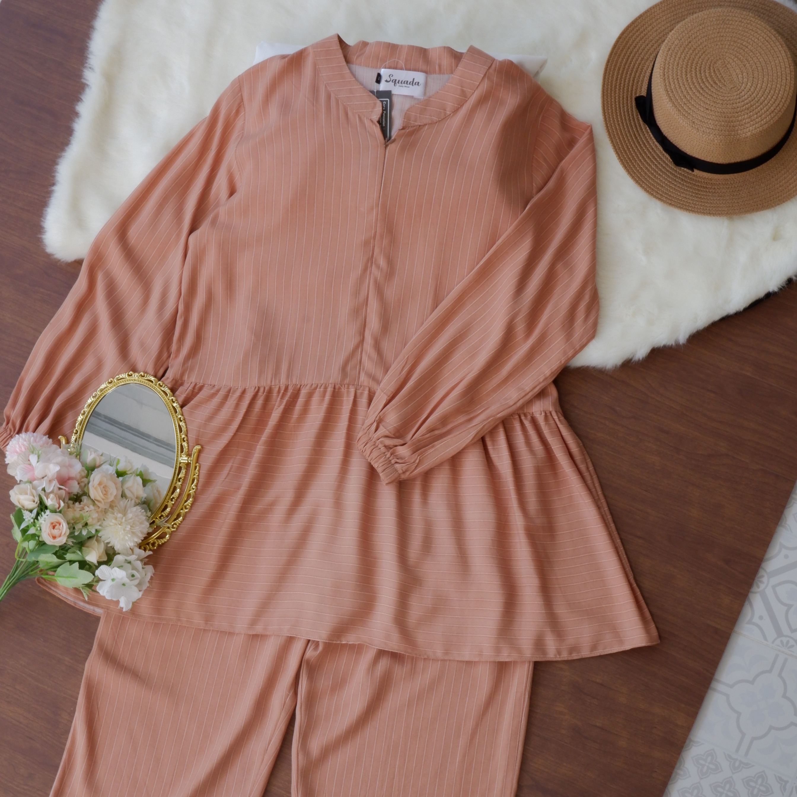 ELENA PAJAMAS SET (CARAMEL STRIPES)
