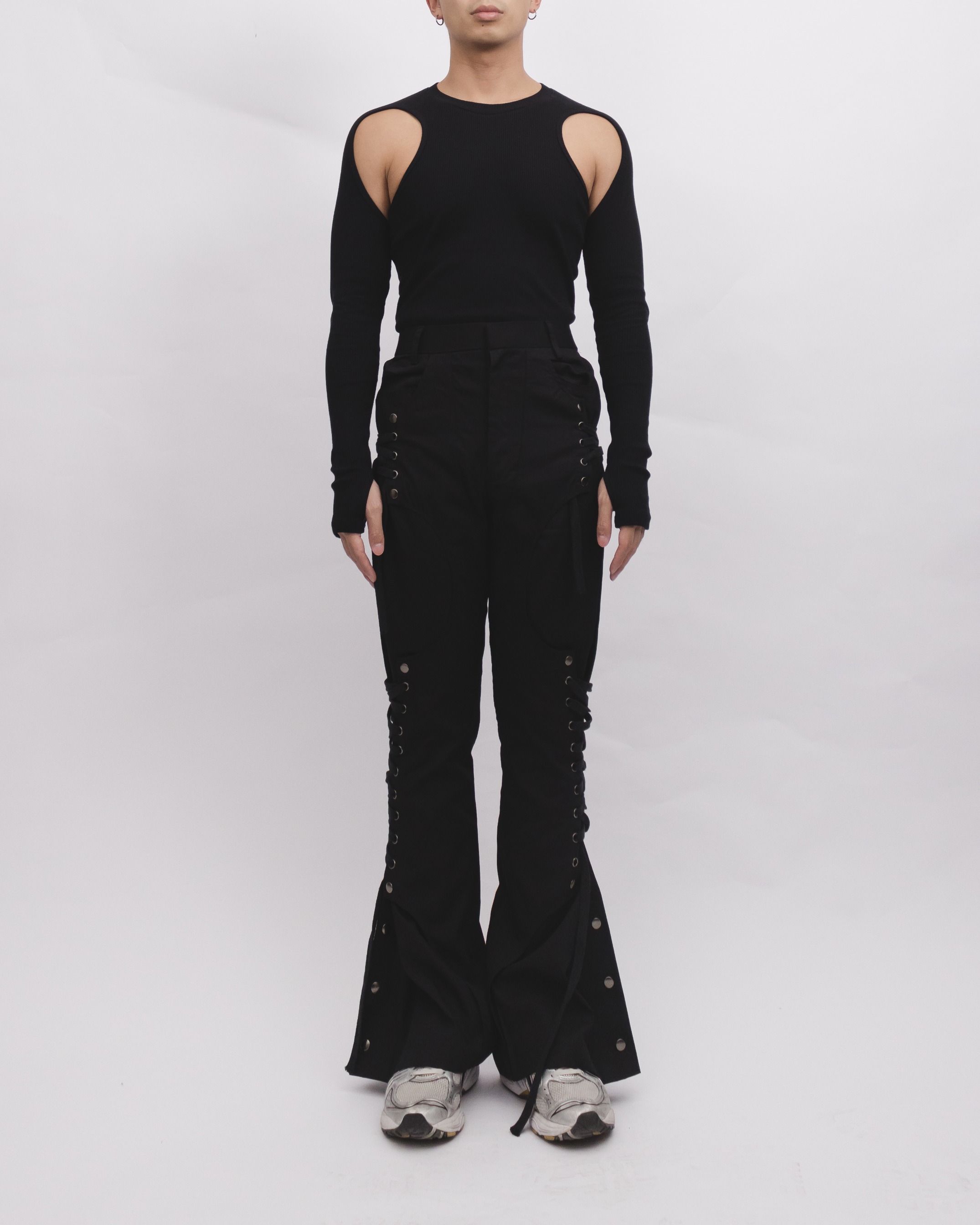 FORM LONG-SLEEVE TOP - BLACK 