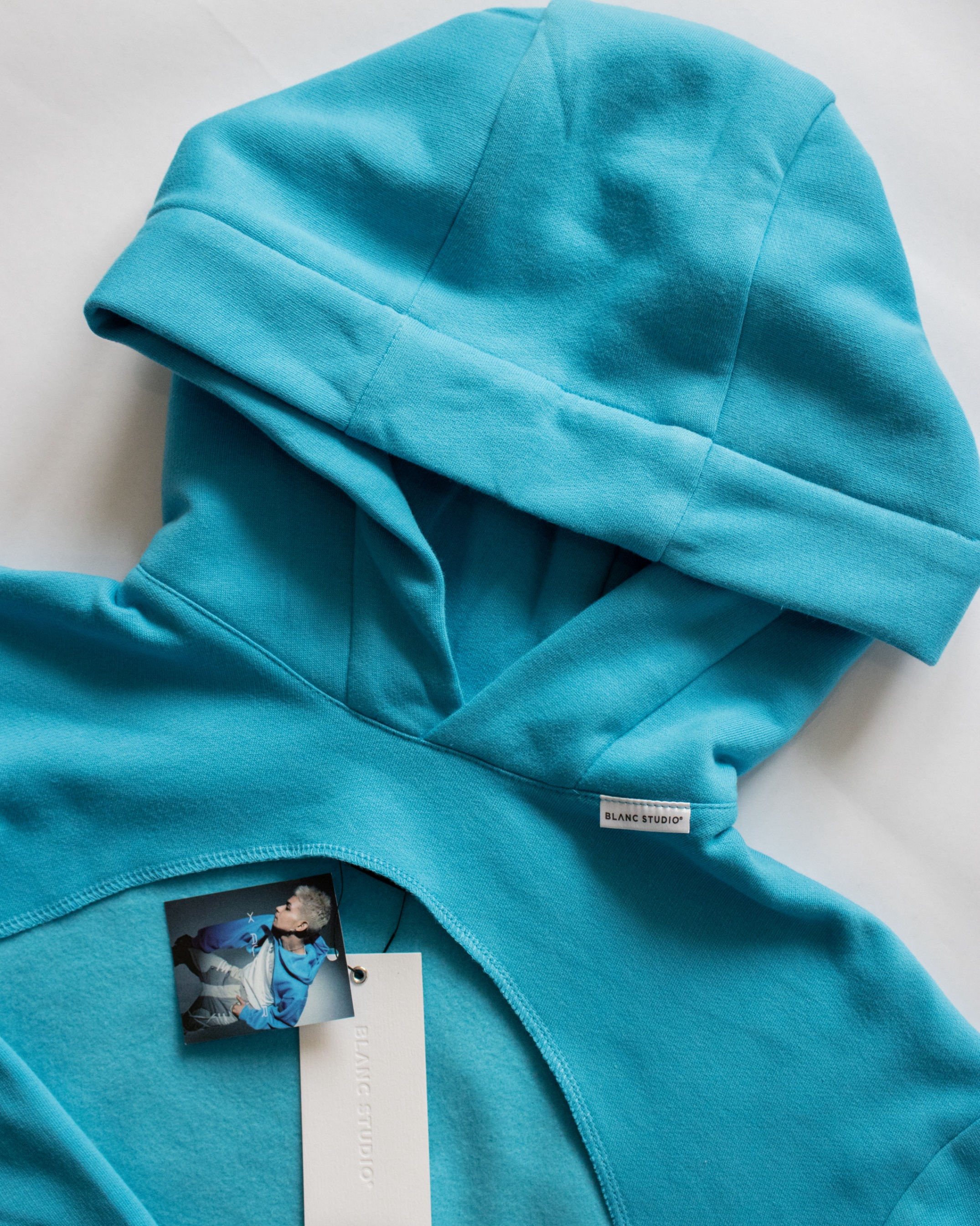 COSMIC CROPPED HOODIE - BLUE