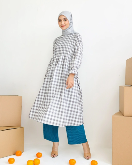 Image of HELGA MIDI DRESS - GREY