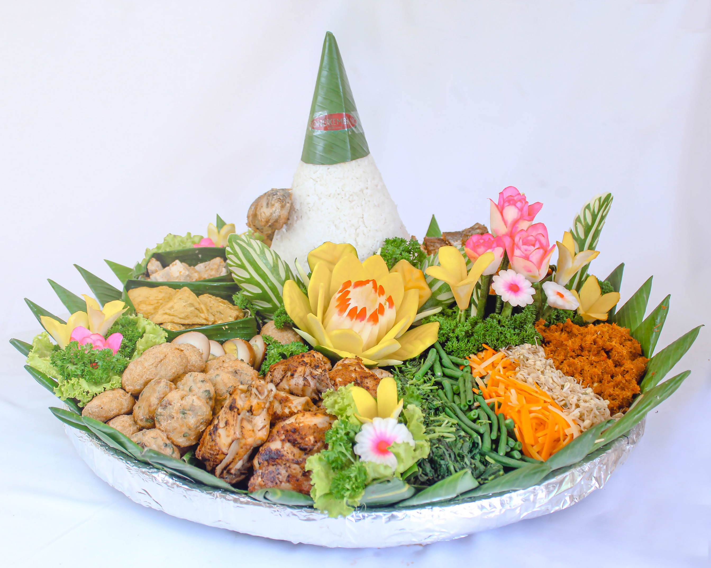 Tumpeng Nasi Putih