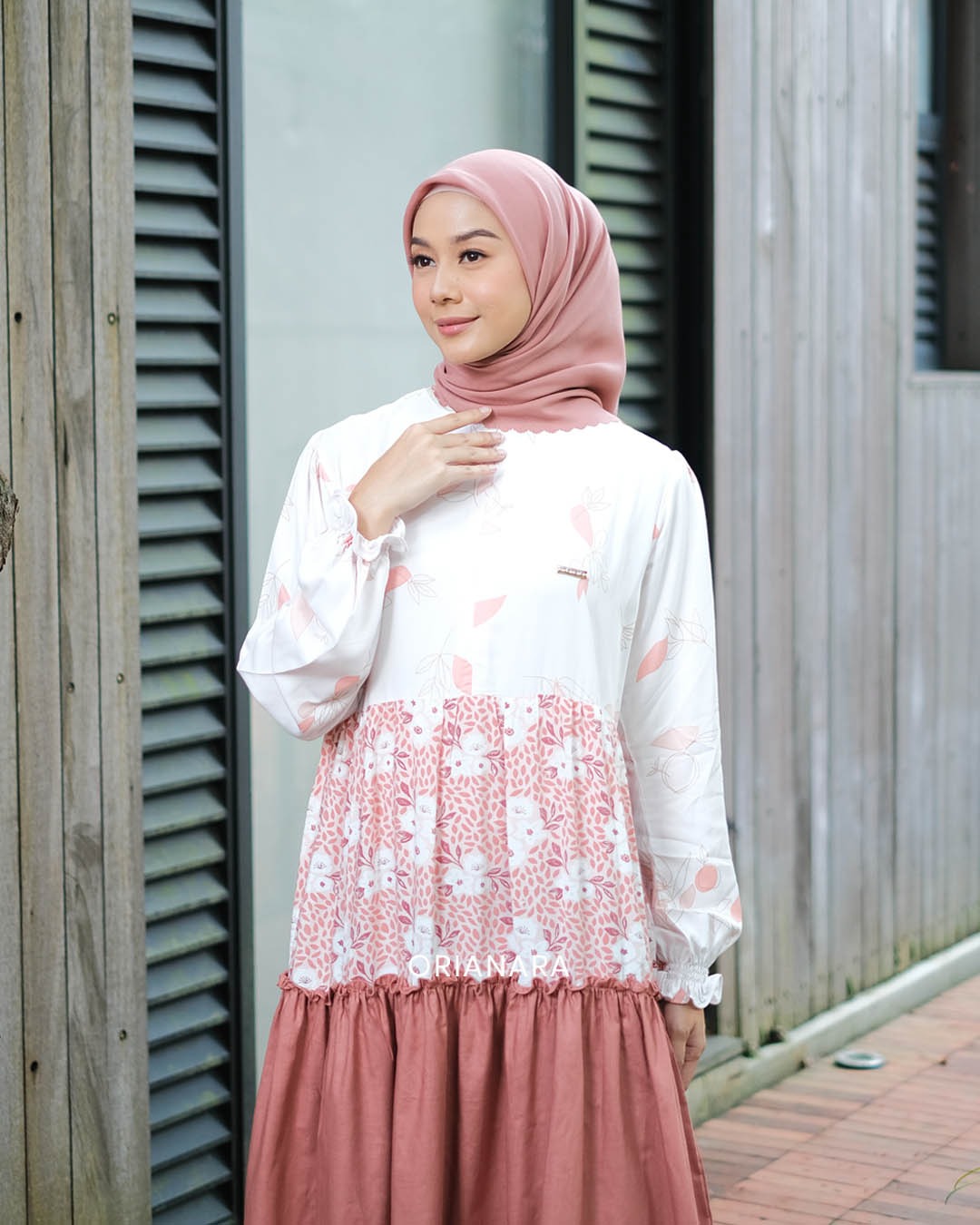 Jawda Dress - Flower Coral