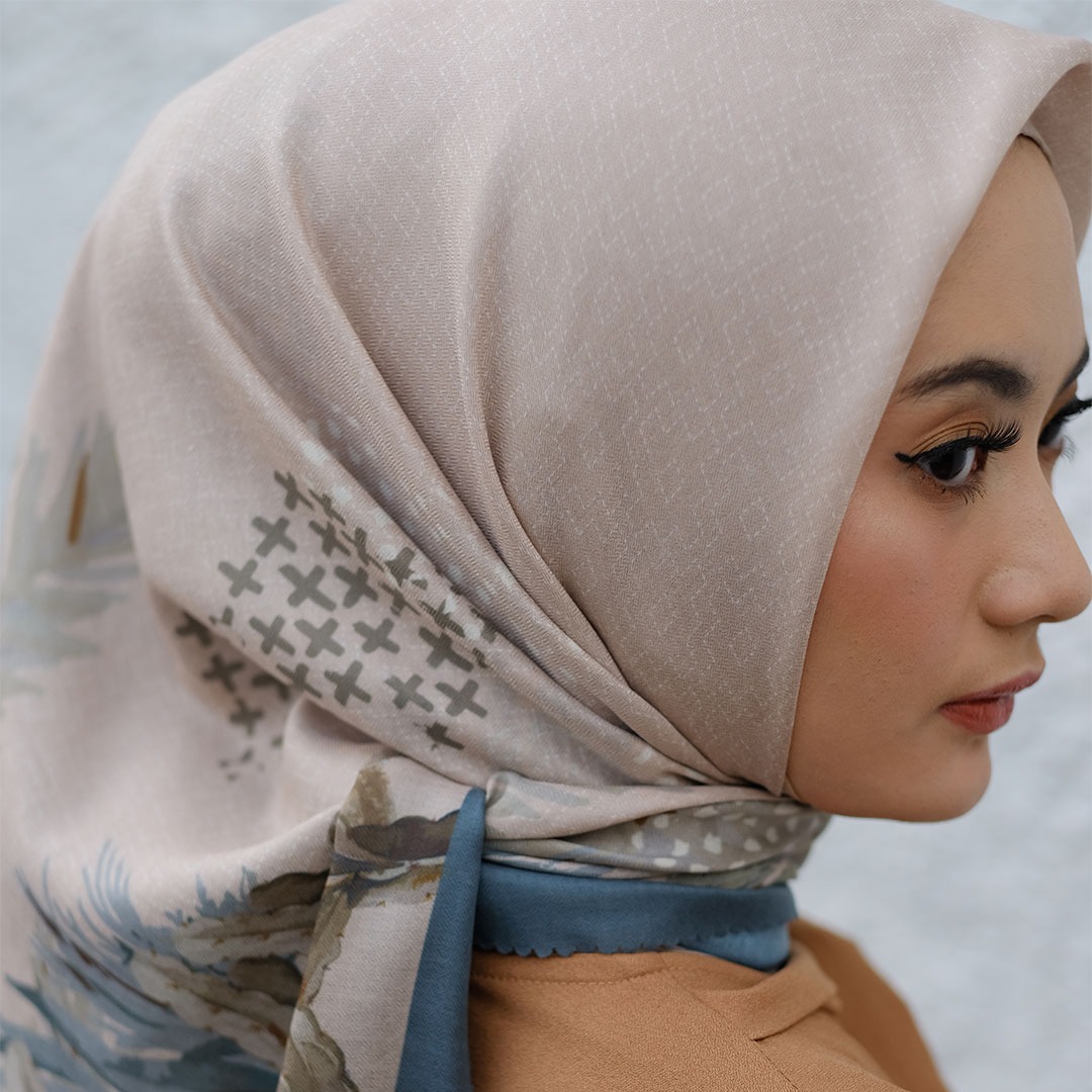 Cactus Scarf Nude