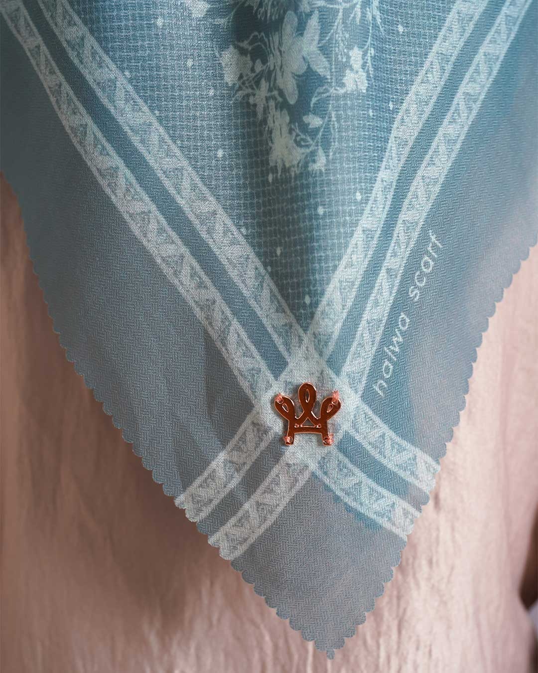 Grecian Lace Jadeite Scarf