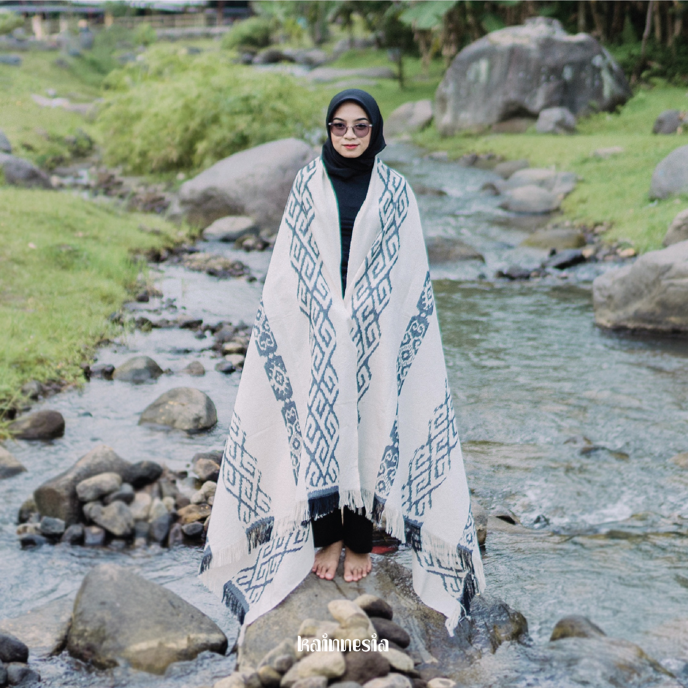 KAIN - BLANKET TENUN TORAJA - KAINNESIA