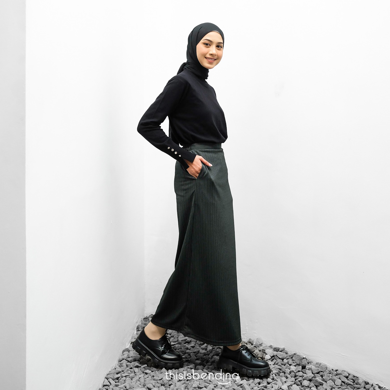 Kana Skirt Midnight Green