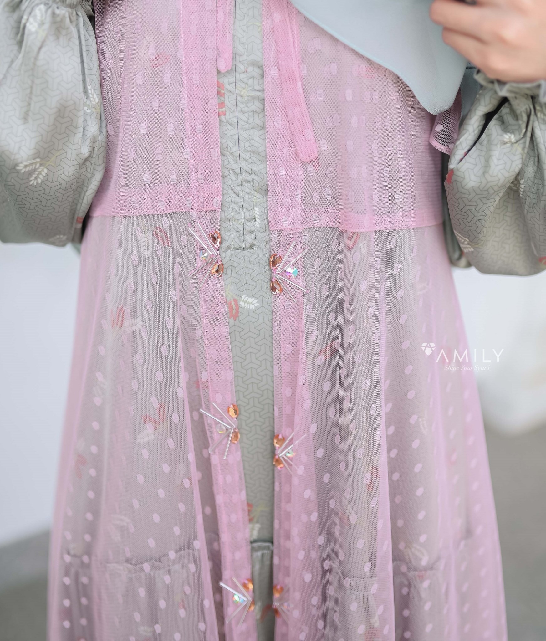 Madelief Outer Mom 