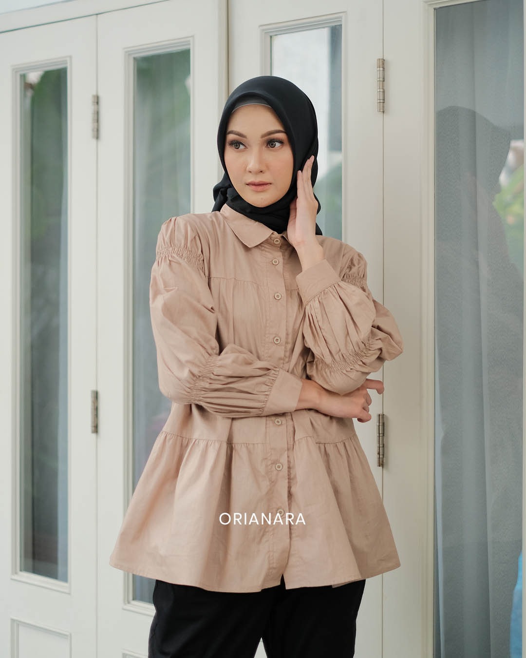 Mega Blouse - Latte