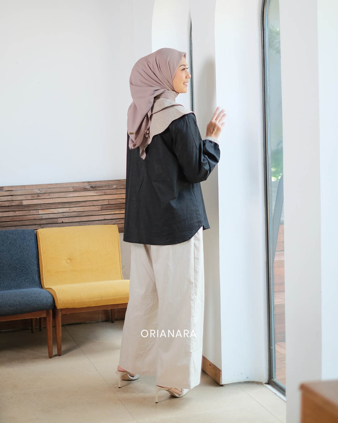 Naava Blouse - Black