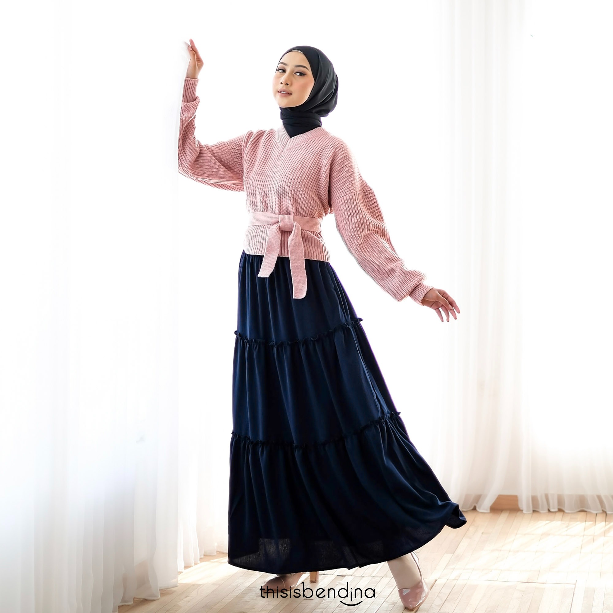 Zara Skirt Navy