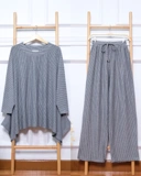 Oneset Simple Blouse with Loose Pants & Simple Blouse with Skirt