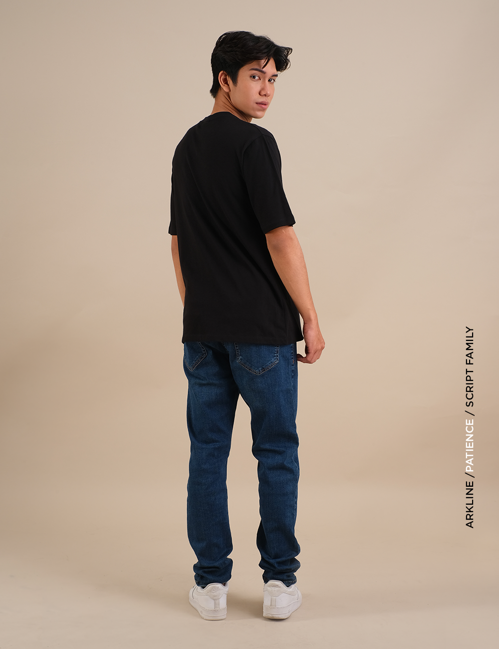 Arkline Family Script Patience T-shirt Obsidian Black