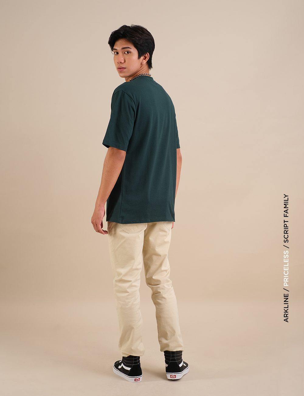 Arkline Family Script Priceless T-shirt British Green