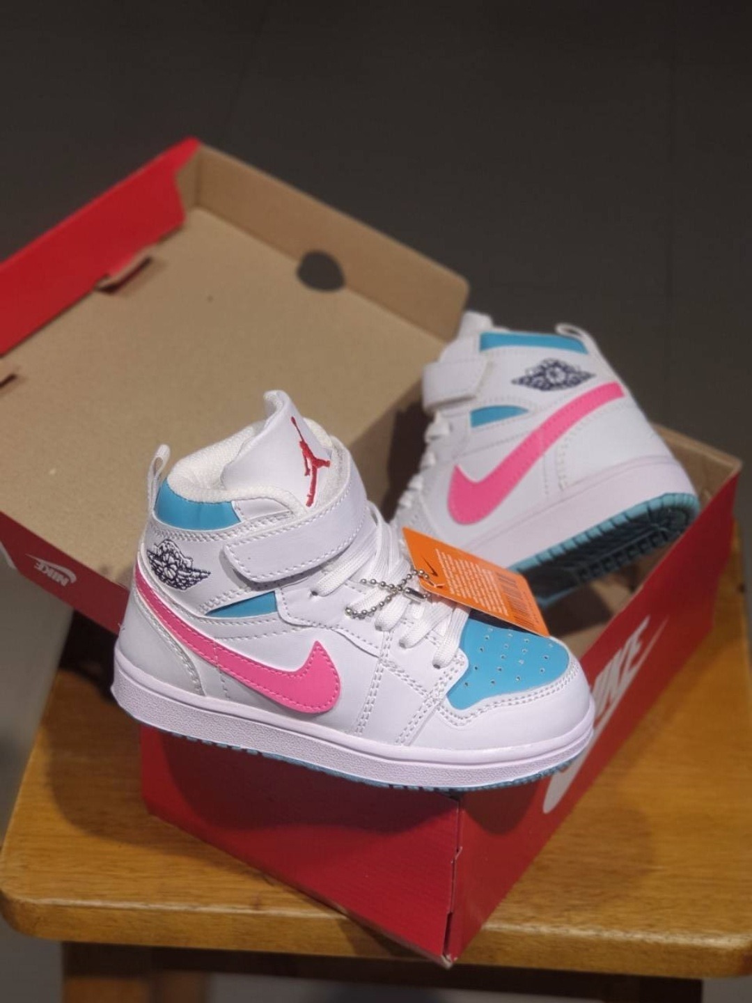 KIDS - NIKE JORDAN 1 MID WHITE BLUE SKY
