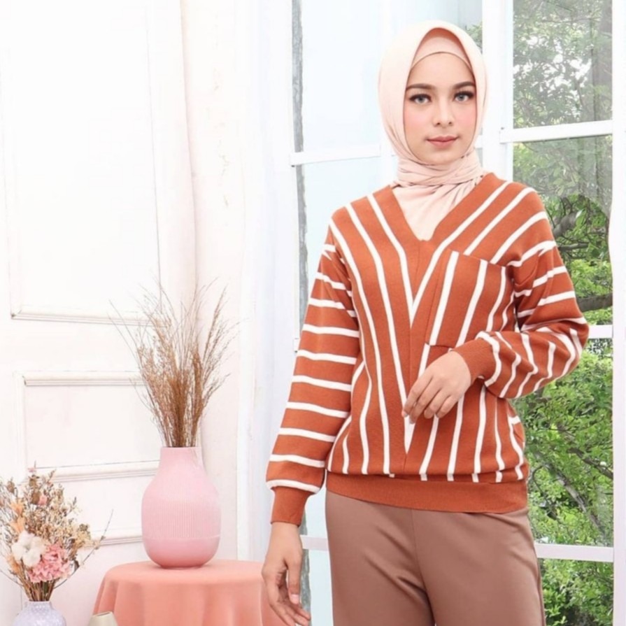 Sweater HI643