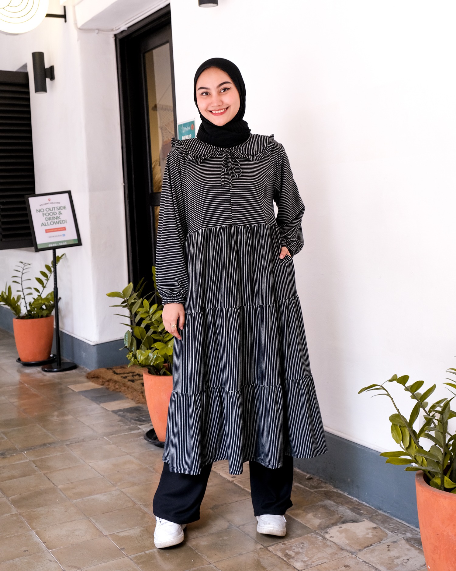 Elle Big Stripes Tunic - Tunik Ruffle Salur Kaos Katun Rayon