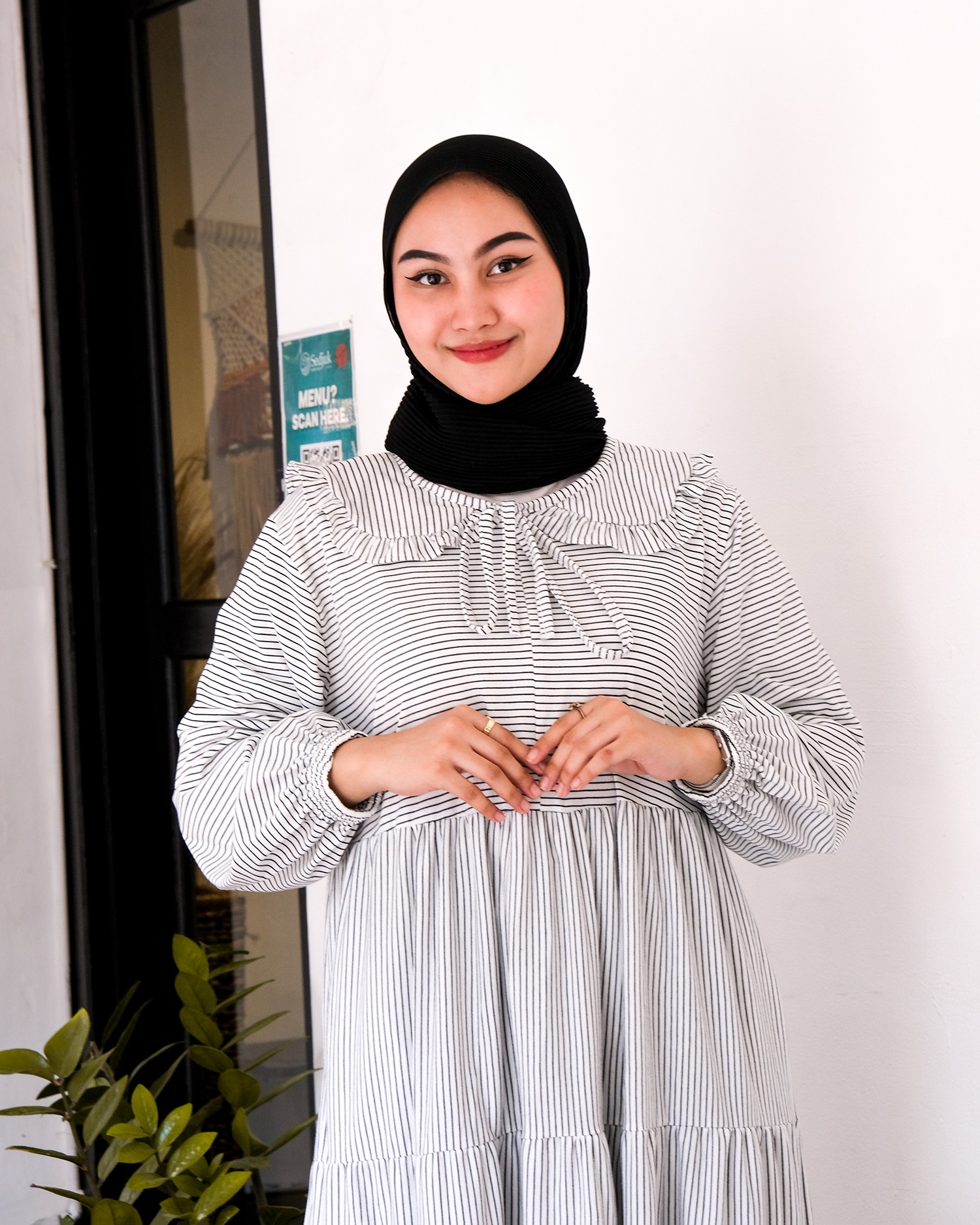 Elle Big Stripes Tunic - Tunik Ruffle Salur Kaos Katun Rayon