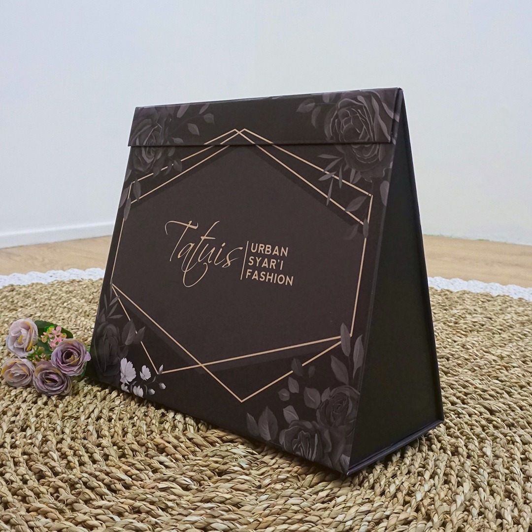 Tatuis Box Triangle Eksklusif
