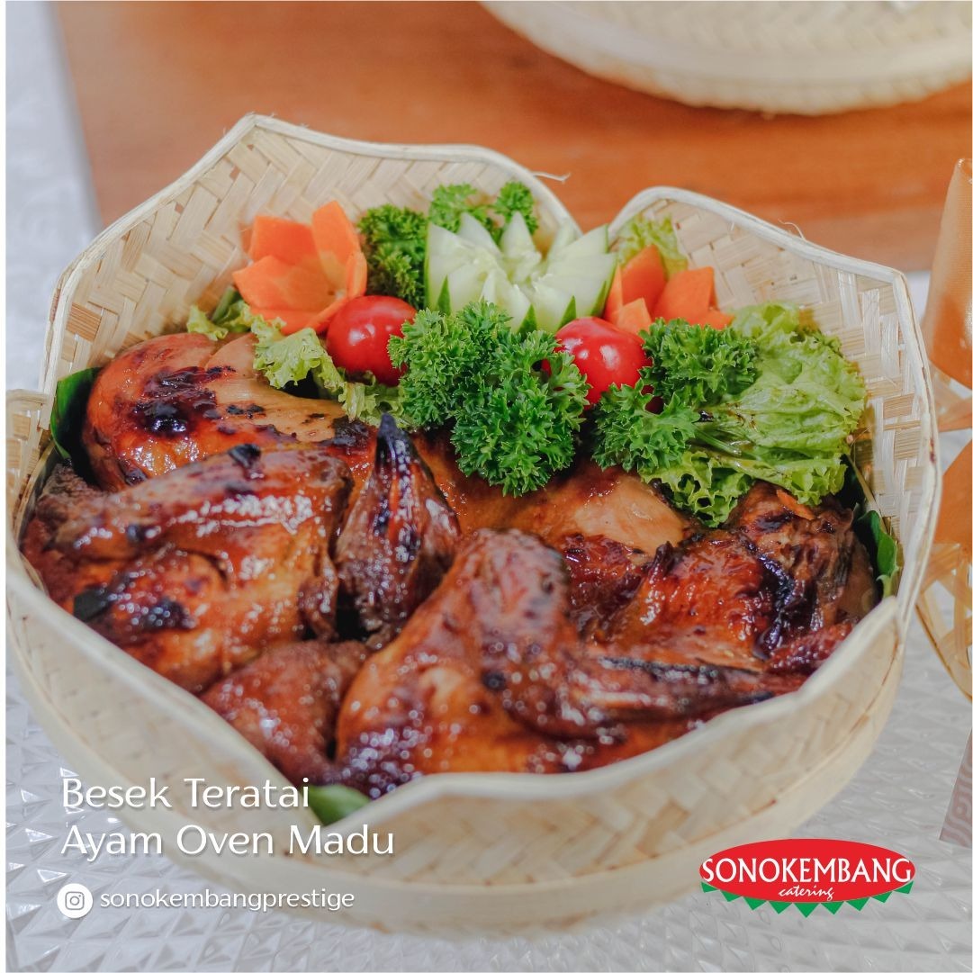 Ayam Oven Madu Abhipraya Besek Teratai 