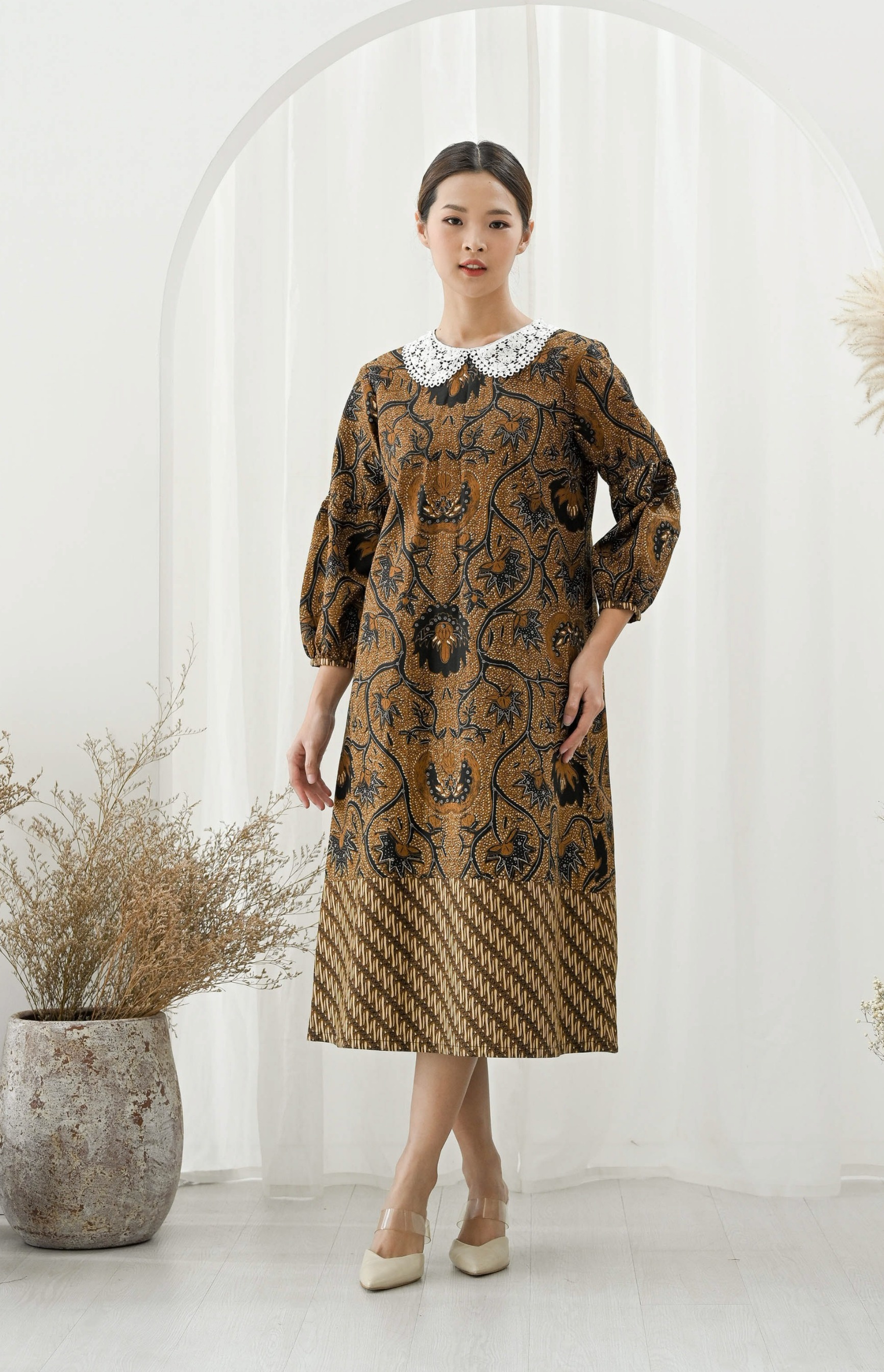 Savita Dress 01