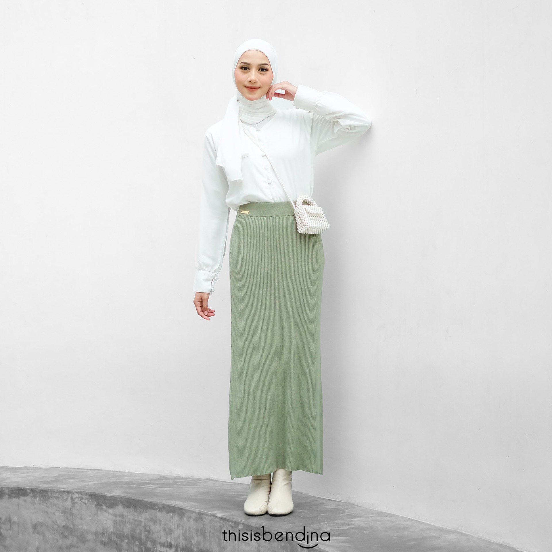 Yura Skirt Sage Green