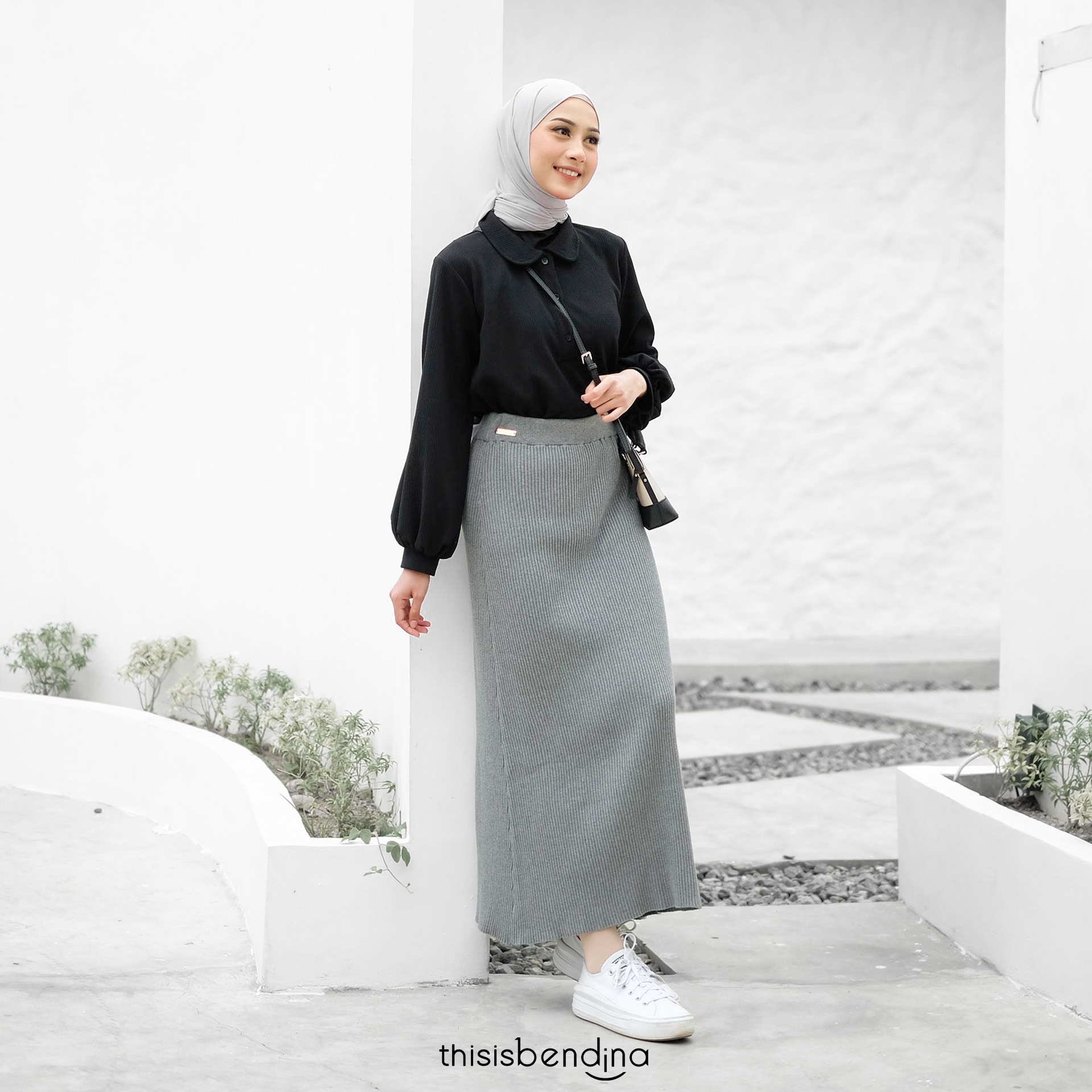 Yura Skirt Grey