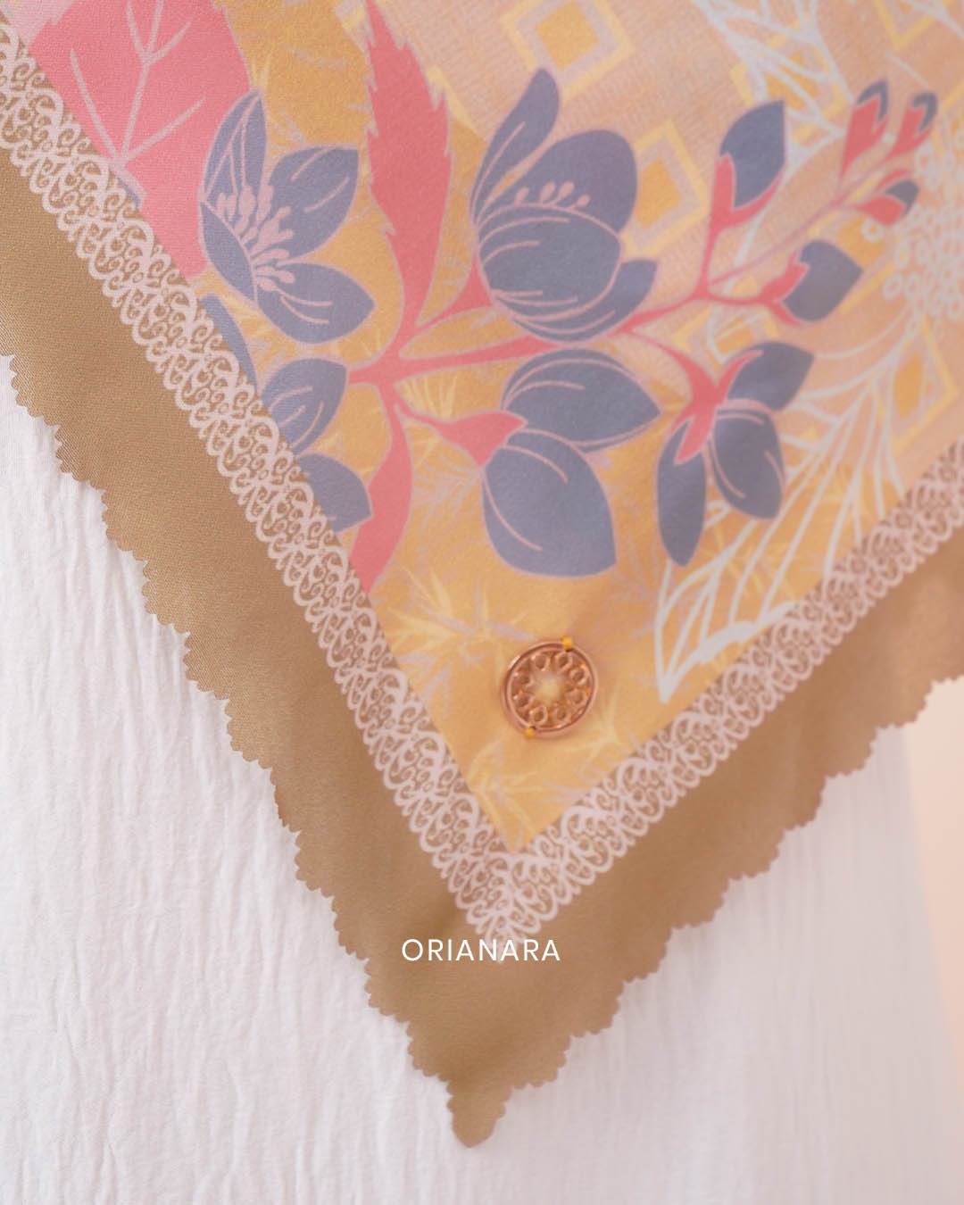 Zinnia Scarf - Honey Gold