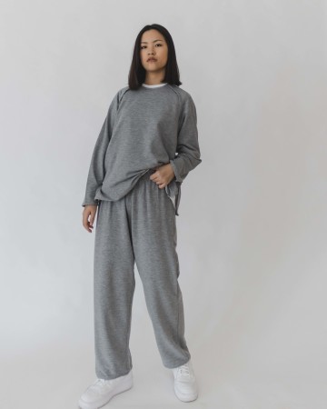 EASE SWEATSHIRT - GRAY