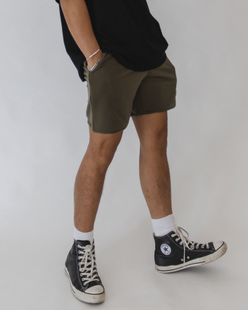 EASE SHORTS - OLIVE