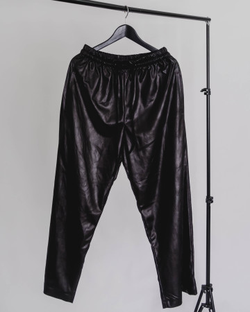 RELAX FIT FAUX LEATHER PANTS
