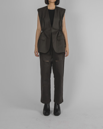 SLEEVELESS BLAZER