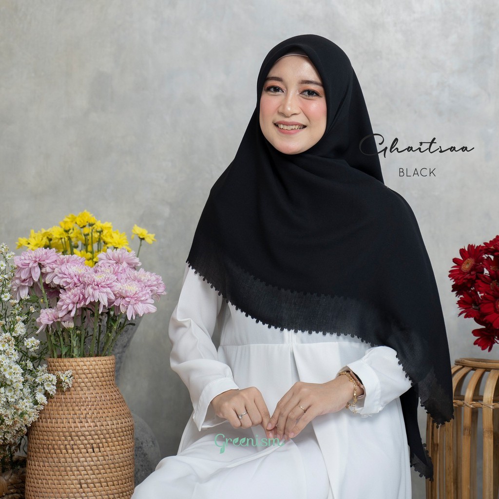 GHAITSAA SCARF