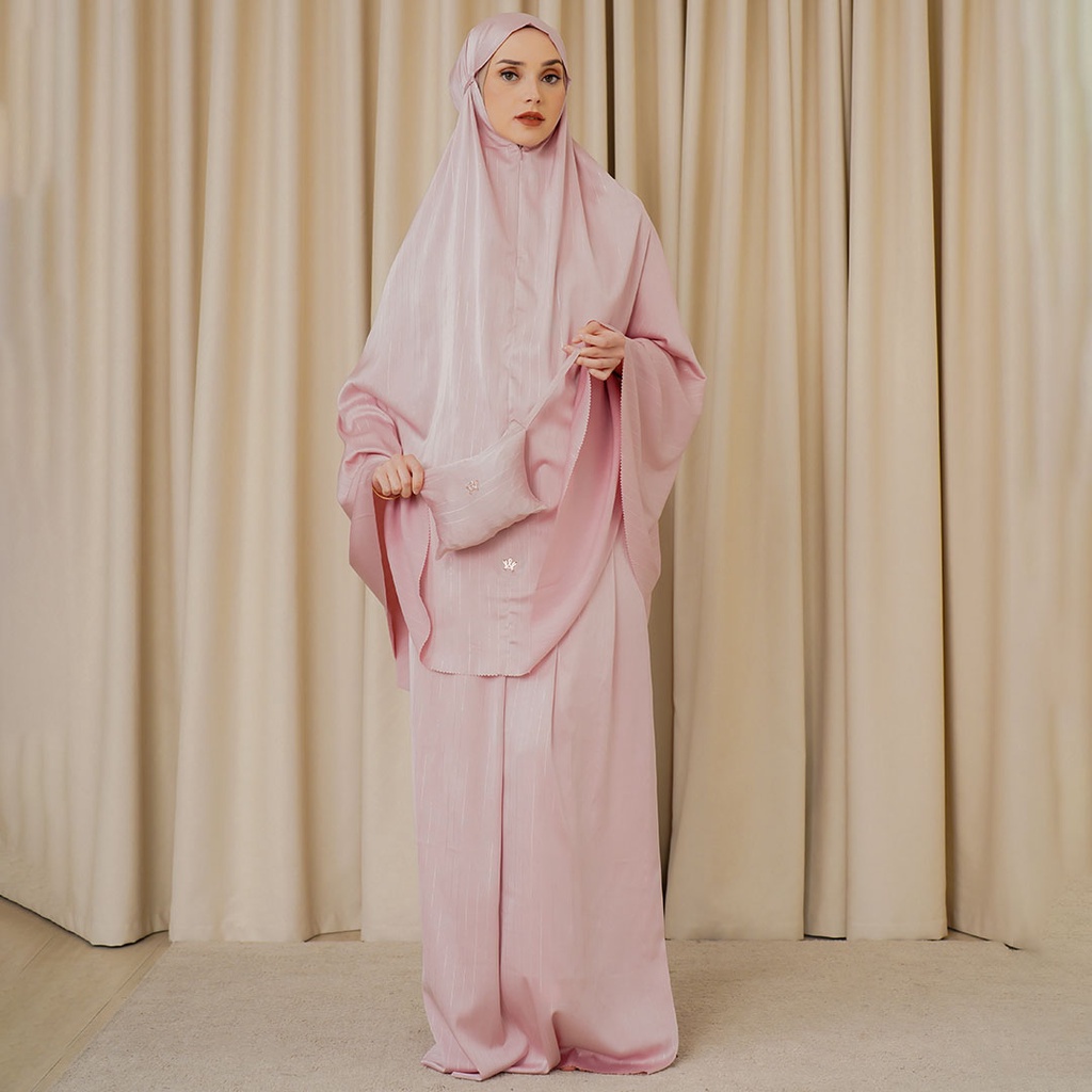 Syaina Blush Prayer Robe