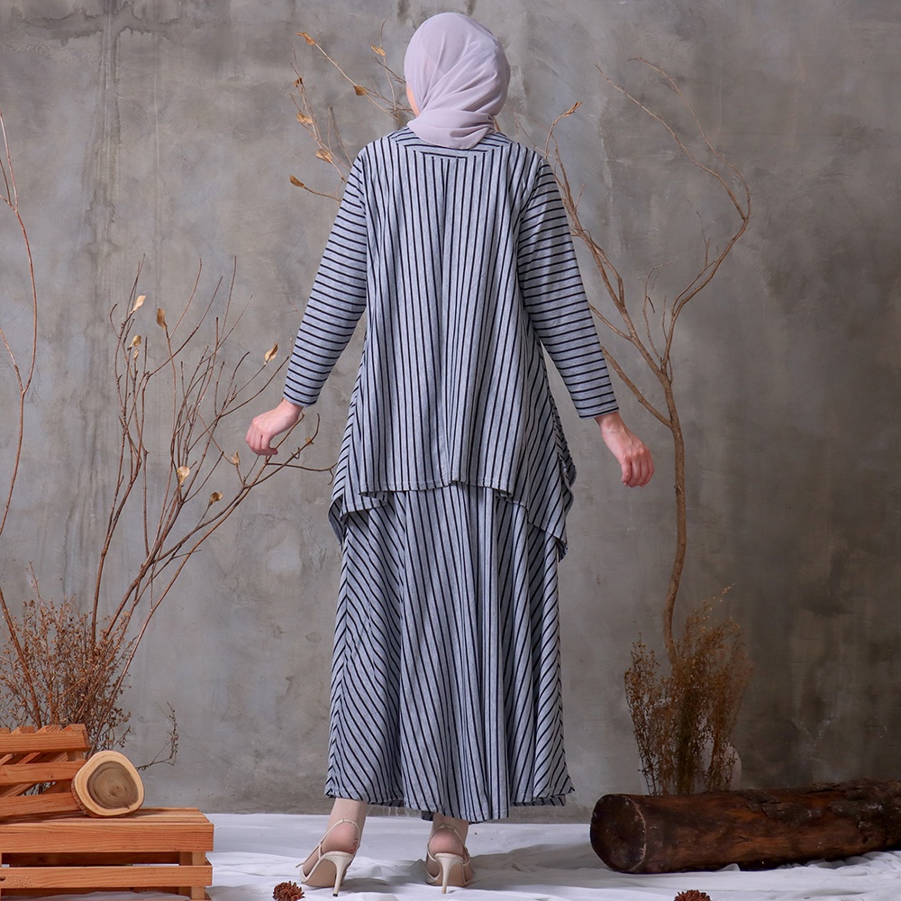 Oneset Simple Stripes with Skirt - Setelan Rok Salur Besar