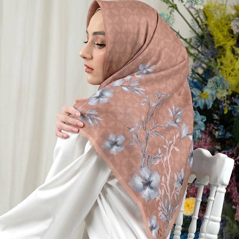Amabila Hazelnut Scarf