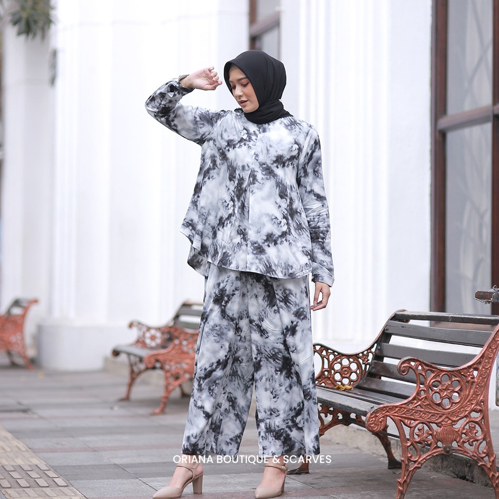 Medina Set Hitam
