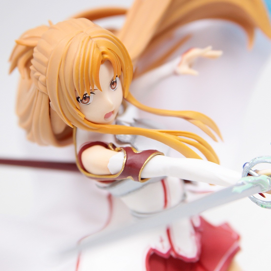 Espresto Figure Asuna - Knights of Blood Ver. EST -Extra Motions- (23cm) By Bandai Spirits / Banpresto