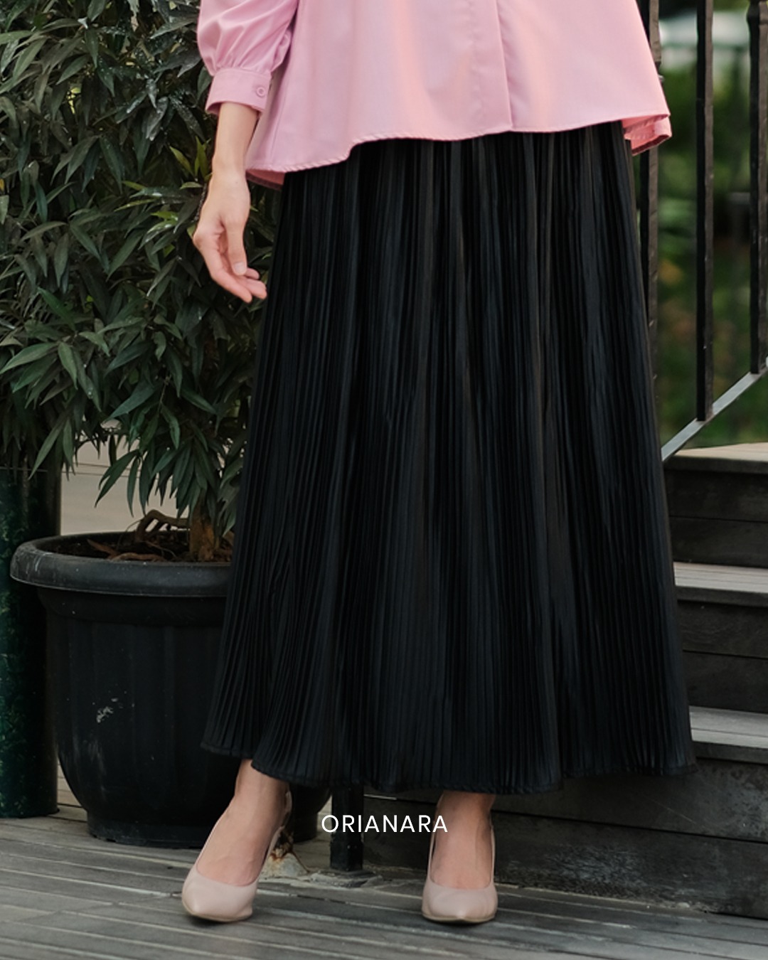 Pleated Skirt Black