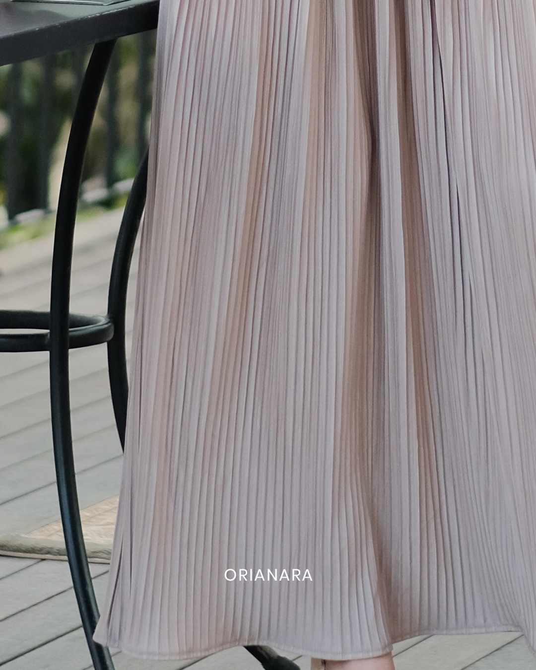 Pleated Skirt Beige