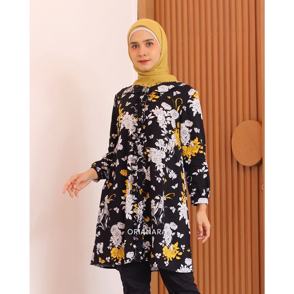 Sophie Tunik Black