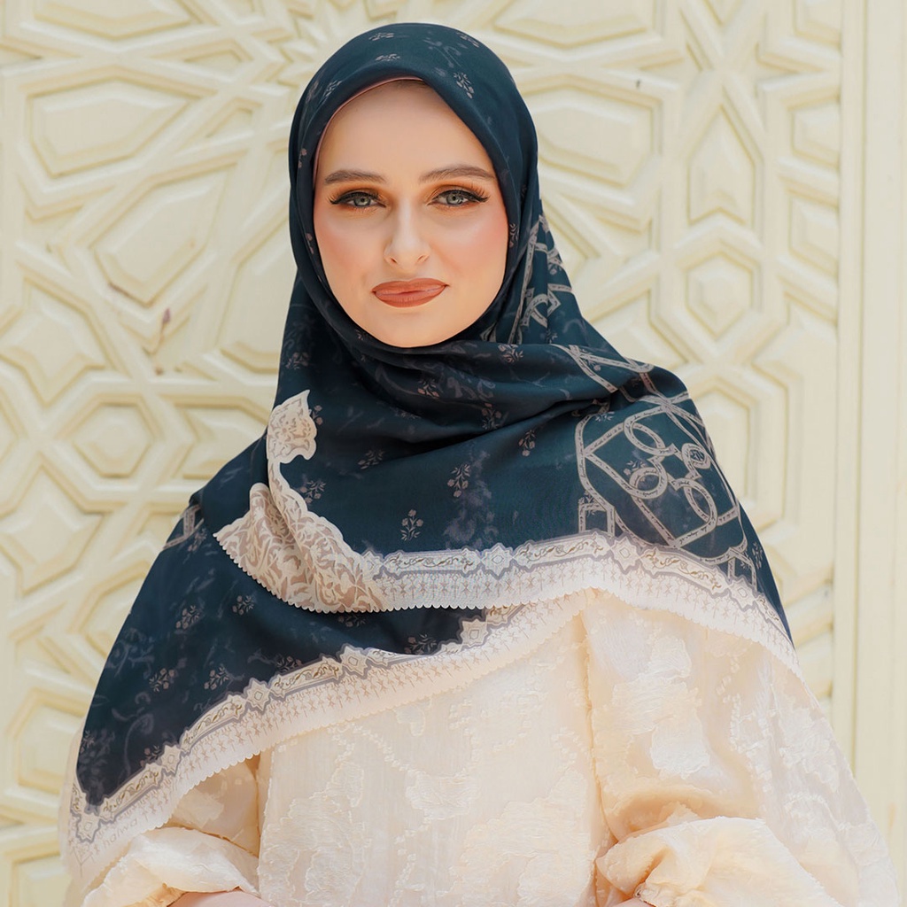 Persian Nain Black Scarf