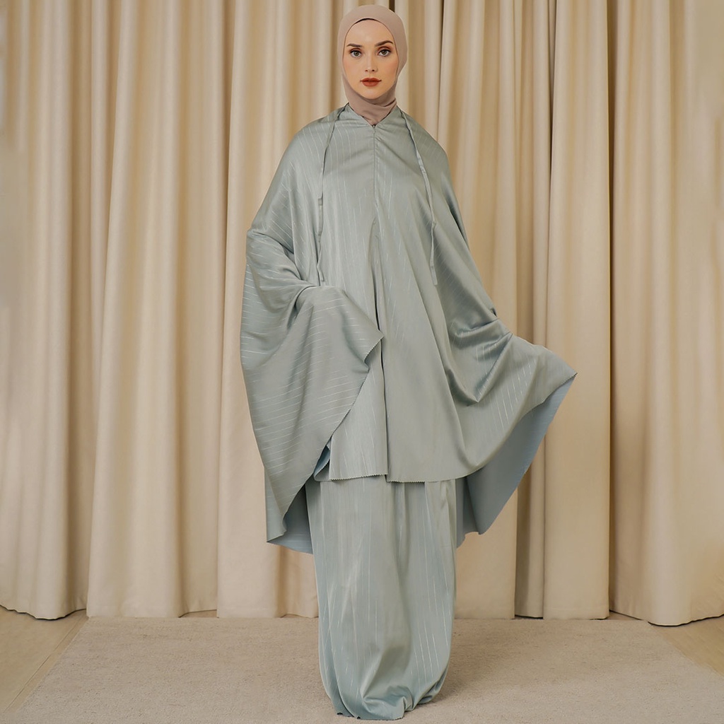 Syaina Mint Prayer Robe