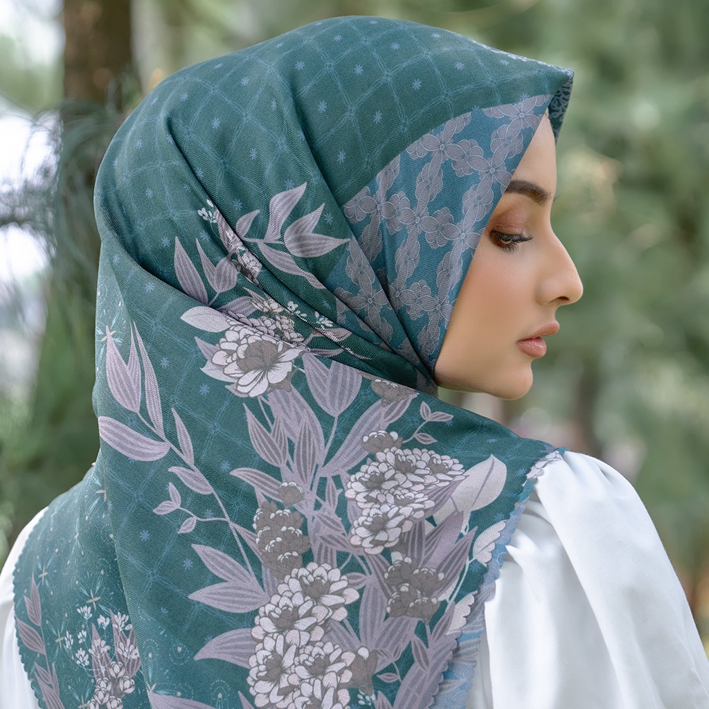 Serampai Emerald Scarf